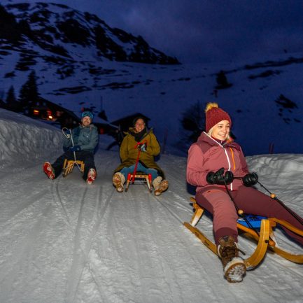 Night-Sledging-murren-winter