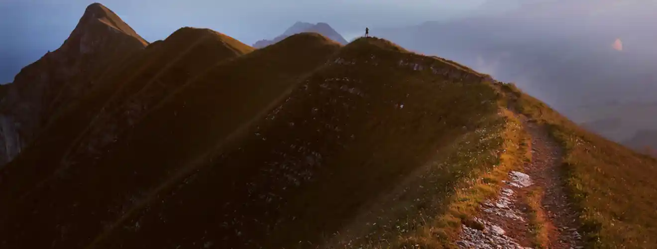 guided-by-locals-swiss-alps-interlaken-trail-experience