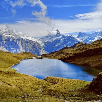 quiet-alpine-lake-in-jungfrau-region